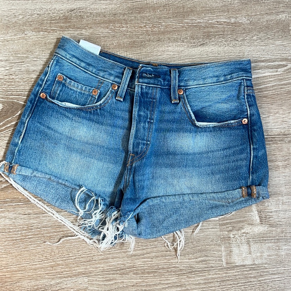 Levi shorts
